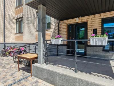 3-комнатная квартира · 98 м² · 5/5 этаж, мкр Юго-Восток 17/4 за 30 млн ₸ в Караганде, Казыбек би р-н