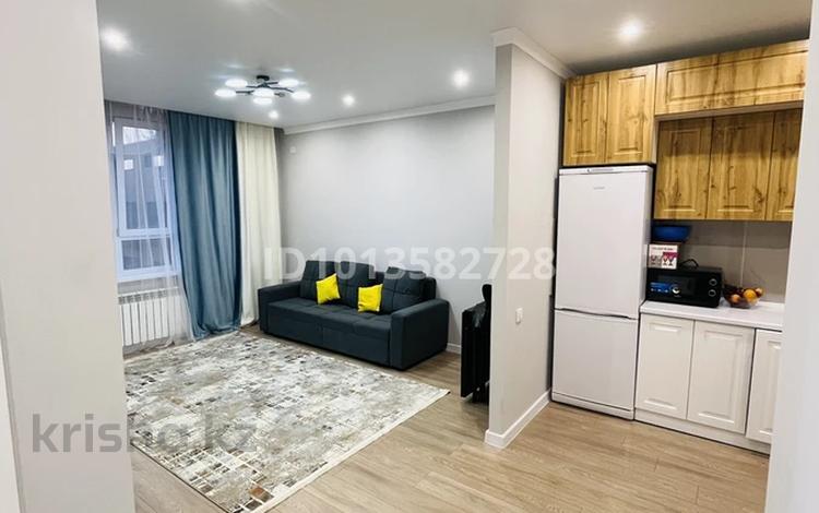 2-комнатная квартира · 49 м² · 9/9 этаж, Райымбек батыр 161 15 за 235 000 ₸ в  — фото 2