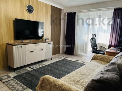 3-комнатная квартира · 67 м² · 7/8 этаж, мкр Самал-1 — Пр. Достык угол ул. Жолдасбекова за 68 млн ₸ в Алматы, Медеуский р-н