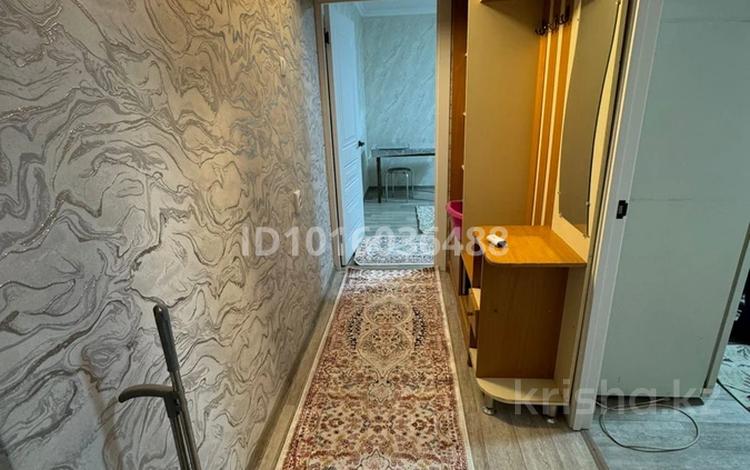 2-бөлмелі пәтер · 46 м² · 2/5 қабат, Айнабұлақ-3 ш/а. 106, бағасы: 250 000 ₸ в Алматы, Жетысуский р-н — фото 2