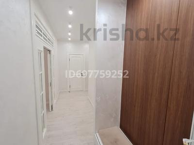 3-бөлмелі пәтер, 99 м², 1/5 қабат ай сайын, мкр Нурсат 105, бағасы: 250 000 〒 в Шымкенте, Каратауский р-н