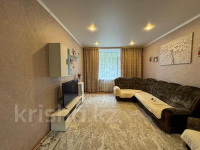 3-комнатная квартира · 62 м² · 2/3 этаж, Пр. Республики за 16.5 млн 〒 в Темиртау