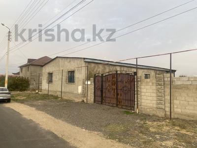 Отдельный дом · 5 комнат · 235 м² · 8 сот., Жандарбекова 24 за 39 млн 〒 в Таразе