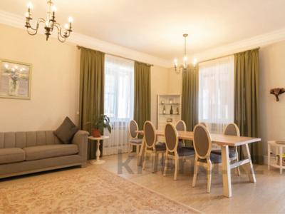 Отдельный дом · 5 комнат · 364.3 м² · 9.5 сот., Депутатский городок за 320 млн 〒 в Астане, Алматы р-н