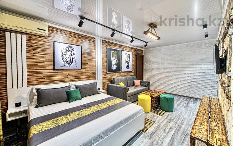 2-комнатная квартира · 60 м² · 2/5 этаж, ул. Байтурсынова 4 — Пр-т ТаукеХана за 20 000 〒 в Шымкенте — фото 2