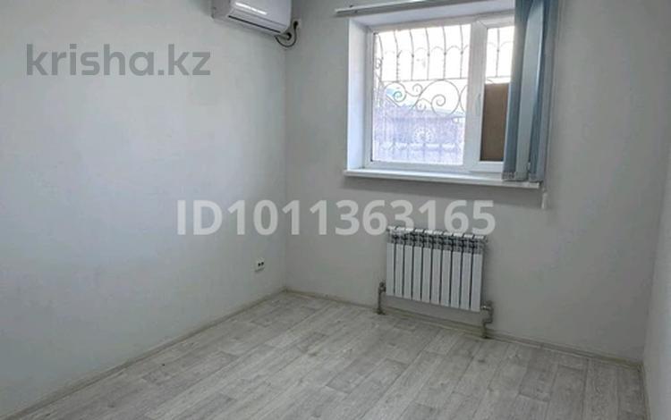 3-комнатная квартира · 76 м² · 1/5 этаж, 3-й мкр 12 за 106 000 〒 в Актау — фото 2