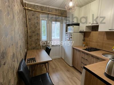 1-комнатная квартира · 45 м² · 2/4 этаж, Аскарова 5 за 13 000 〒 в Шымкенте, Аль-Фарабийский р-н