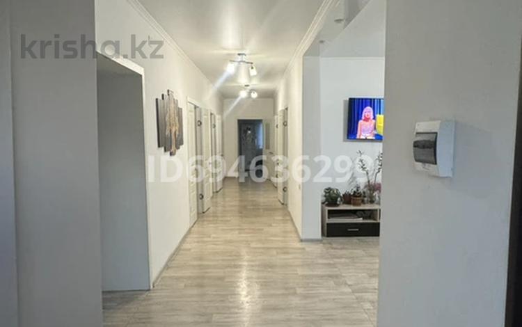 Жеке үй · 9 бөлме · 147 м² · 15 сот., Үштөбе, бағасы: 35 млн ₸ в Караганде, Казыбек би р-н — фото 2