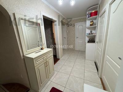 4-комнатная квартира · 88 м² · 3/5 этаж, Мусрепова 2/2 — Аблайхана Мусрепова за 32.5 млн 〒 в Астане, Алматы р-н