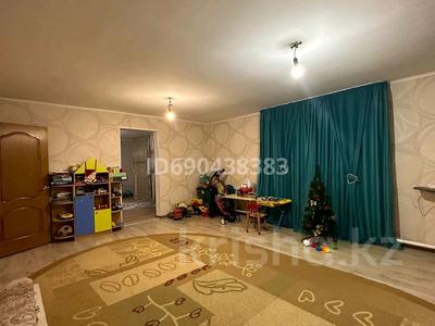 Отдельный дом • 4 комнаты • 120 м² • 4 сот., Каюма Мухамедханова 3а за 21 млн 〒 в Астане, Нура р-н