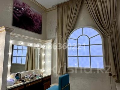 Салоны красоты · 140 м² за 70 000 ₸ в Алматы, Медеуский р-н