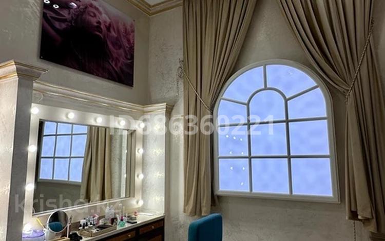 Салоны красоты · 140 м² за 70 000 ₸ в Алматы, Медеуский р-н — фото 2