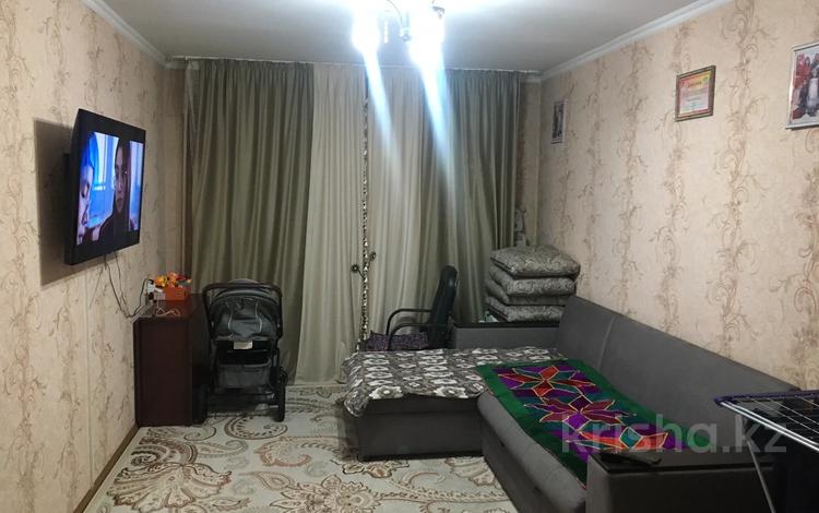 3-комнатная квартира, 58 м², 1/5 этаж, Самал за 15.7 млн 〒 в Талдыкоргане — фото 2