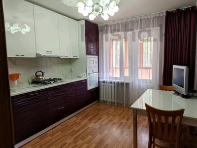 2-комнатная квартира · 50 м² · 5/5 этаж, Розыбакиева 248 — ул. Розыбакиева, угол ул. Утепова за 300 000 ₸ в Алматы, Бостандыкский р-н