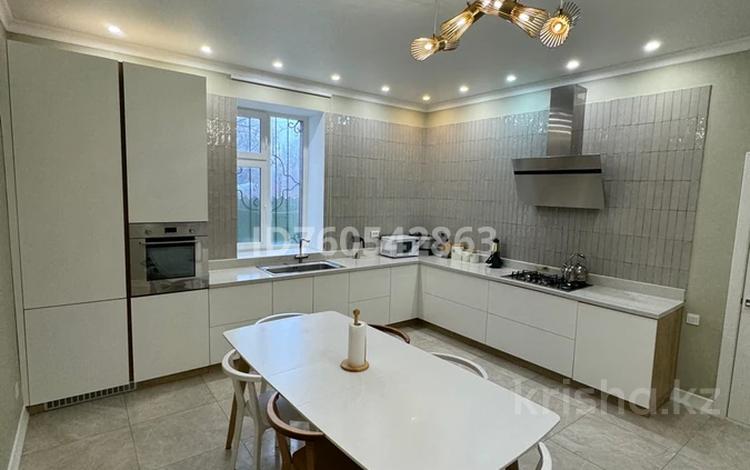 Отдельный дом · 4 комнаты · 170 м² · 29 сот., СК Район Профилактория Строитель 290/1 за 75 млн 〒 в Актобе, жилой массив Кирпичный — фото 2