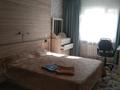 2-комнатная квартира · 56 м² · 1/5 этаж, 8-й микрорайон — Мамытова и Уркенбаева за 16 000 ₸ в Шымкенте, Туран р-н — фото 4