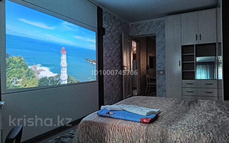 2-комнатная квартира · 56 м² · 1/5 этаж, 8-й микрорайон — Мамытова и Уркенбаева за 16 000 ₸ в Шымкенте, Туран р-н — фото 21