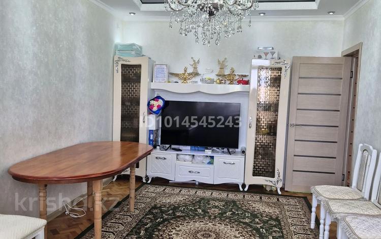 3-бөлмелі пәтер · 80 м² · 3/5 қабат, Есенберлина 27, бағасы: 36 млн ₸ в Жезказгане — фото 2