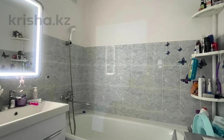 2-бөлмелі пәтер · 60 м² · 8/9 қабат, жилой массив Есет Батыр, 2 микрорайон, бағасы: 14.5 млн ₸ в Актобе — фото 2