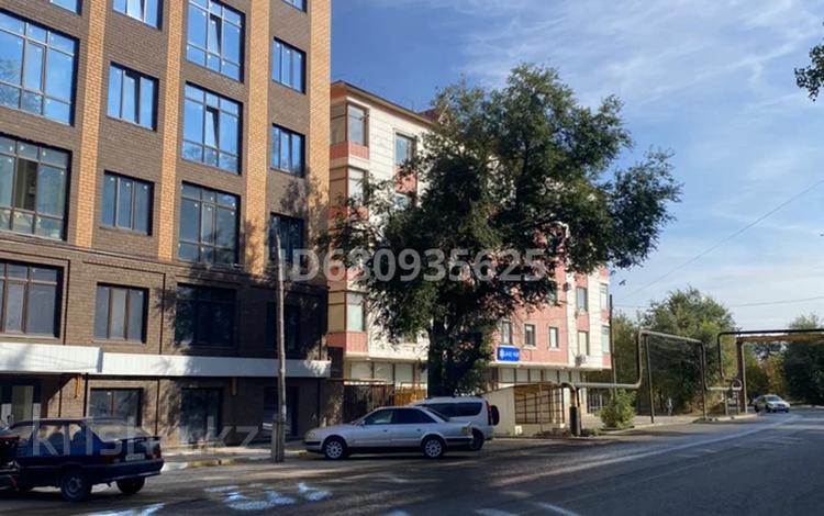 2-бөлмелі пәтер · 73 м² · 6/6 қабат, Молдагуловой 23 — Напротив Гипрозем, бағасы: 28.7 млн ₸ в Уральске — фото 43