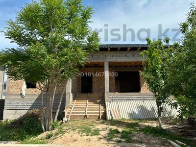 Отдельный дом · 7 комнат · 450 м² · 8 сот., мкр Самал-3 77 — Жанында Жан-Нұрби садик және Boston мектебі мен 136 ЖОББМ мектебі бар за 45 млн ₸ в Шымкенте, Абайский р-н