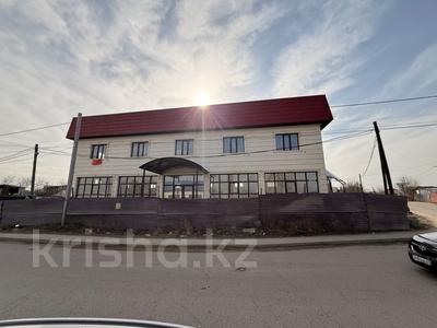 Свободное назначение, офисы, магазины и бутики, медцентры и аптеки, образование, развлечения · 470 м² за 128 млн 〒 в Боралдае (Бурундай), мкр Водник-2