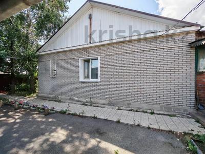 Отдельный дом · 3 комнаты · 72.7 м² · 10 сот., Молодежная за 20 млн 〒 в Костанае