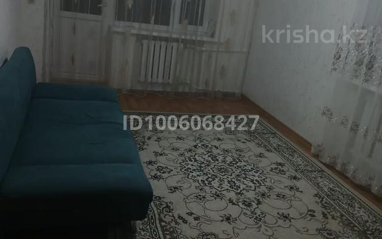 1-бөлмелі пәтер · 30 м² · 4/5 қабат, Ескі қала, Уалиханова — Магазин тост, бағасы: 120 000 ₸ в Актобе, Старый город — фото 2