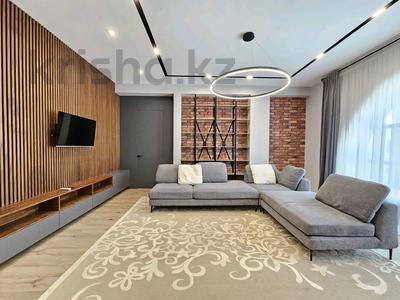 4-комнатная квартира · 130 м² · 9/18 этаж, Сыганак 17 за 1.6 млн ₸ в Астане, Есильский р-н