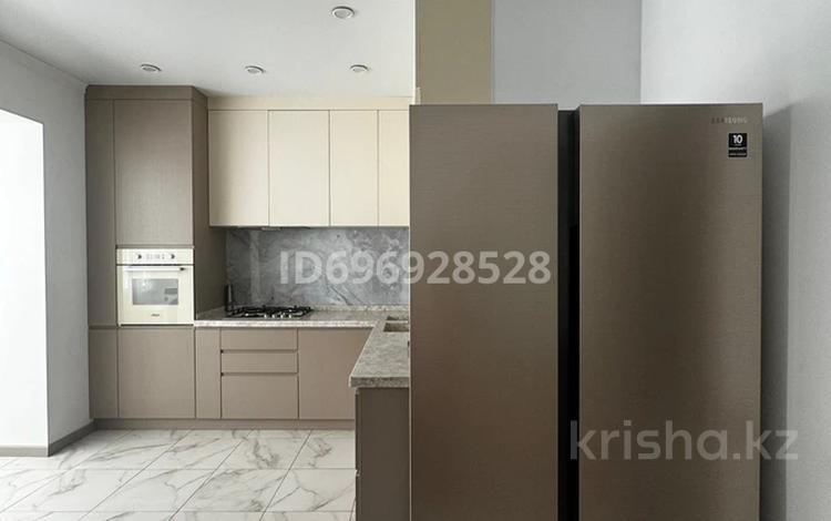 4-бөлмелі пәтер · 150 м² · 1/4 қабат, Л.Толстого — Неусыпова, бағасы: 60 млн ₸ в Уральске — фото 8