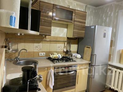 2-комнатная квартира, 55 м², 4/5 этаж помесячно, Батыр Баяна за 150 000 〒 в Петропавловске