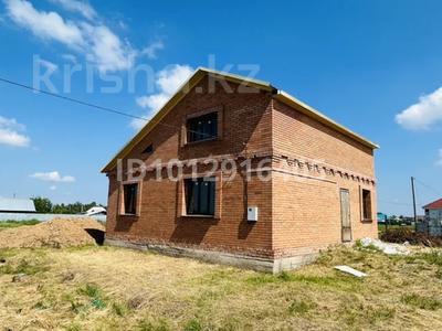 Жеке үй · 4 бөлме · 180 м² · 10 жүзд., Курмангалиева 25 — Жайык 2 ижс, бағасы: 18 млн ₸ в Уральске