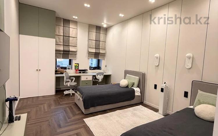 4-бөлмелі пәтер · 130 м² · 3/7 қабат, Касым Аманжолов 22, бағасы: 159.9 млн ₸ в Астане, Алматы р-н — фото 2