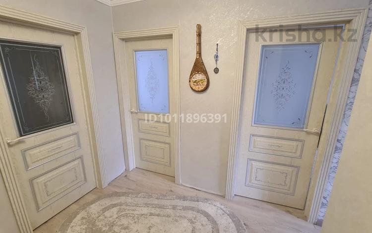 3-комнатная квартира · 61.8 м² · 3/5 этаж, А.Молдагуловой 29 за 16 млн ₸ в  — фото 2