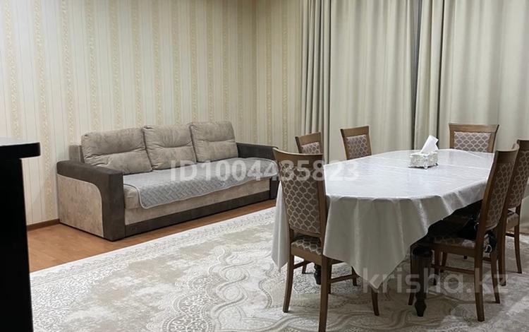 4-комнатная квартира · 180 м² · 4/4 этаж, Пр.А.Молдагуловой — Абулхаир хана-Малая Алия за 40 млн ₸ в Актобе — фото 2