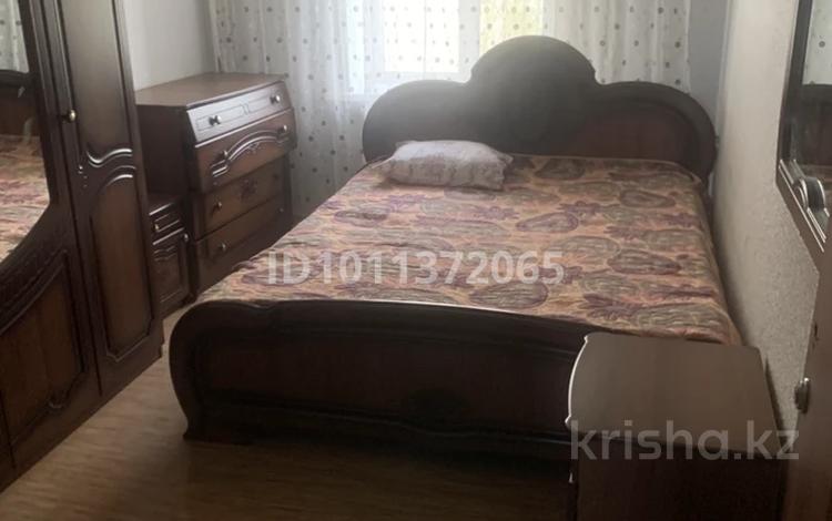 3-комнатная квартира · 63 м² · 3/5 этаж, Жангельдина 167 за 150 000 ₸ в Актобе, мкр. Курмыш — фото 2