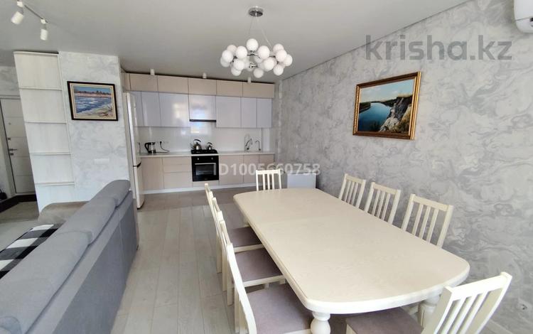 3-бөлмелі пәтер · 80 м² · 4/9 қабат, Самал 82 — Коняхина, бағасы: 39.8 млн ₸ в Уральске — фото 2