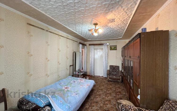 2-комнатная квартира · 44.8 м² · 5/5 этаж, мкр Юго-Восток, Республики за 13.9 млн ₸ в Караганде, Казыбек би р-н — фото 4