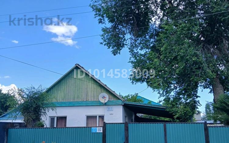 Отдельный дом · 3 комнаты · 85 м² · 4 сот., Беркимбаева 112 — Школа 33 за 12 млн ₸ в Актобе, мкр Москва — фото 2