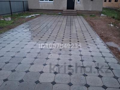 Отдельный дом · 4 комнаты · 120 м², мкр. Зачаганск пгт, Гринко 72 — Пересечение гринко и киевская за 33 млн ₸ в Уральске