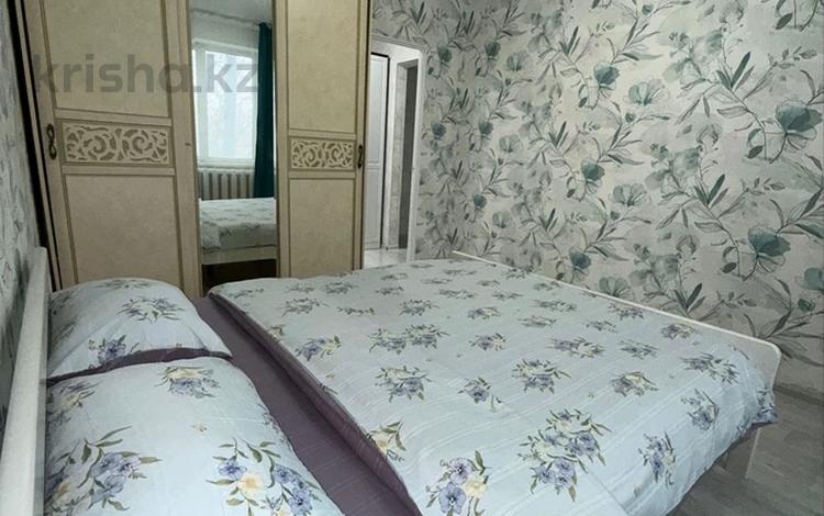 2-комнатная квартира · 56 м² · 2/9 этаж, мкр 12 41 за 12 000 〒 в Актобе — фото 2