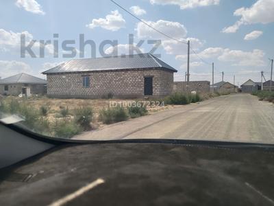 Отдельный дом · 3 комнаты · 100 м² · 8 сот., мкр Зарослый, 17 26 за 10 млн 〒 в Атырау