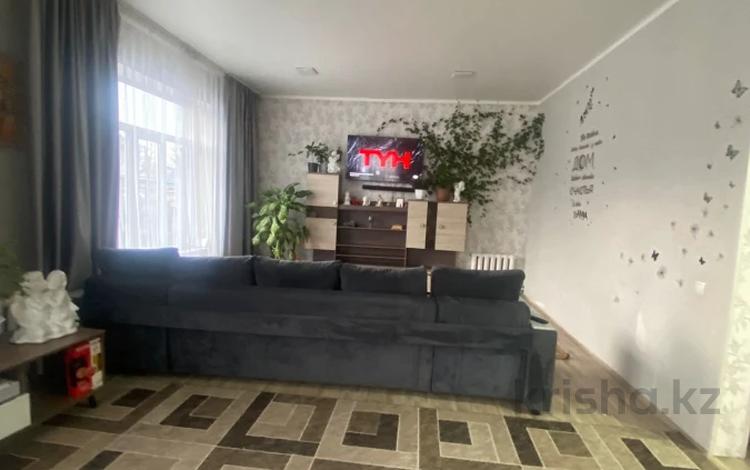 Жеке үй · 4 бөлме · 212.9 м² · 7 жүзд., Матросова, бағасы: 35 млн ₸ в Павлодаре — фото 2