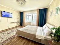 1-комнатная квартира, 38 м², 9/10 этаж посуточно, улица Валиханова за 10 000 〒 в Семее