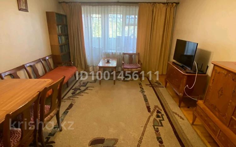 3-бөлмелі пәтер · 64 м² · 2/5 қабат, мкр Михайловка , Крылова 54, бағасы: 30 млн ₸ в Караганде, Казыбек би р-н — фото 8