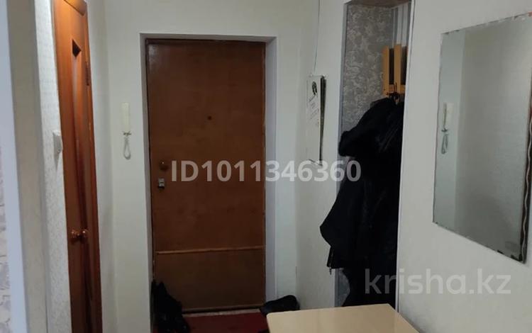 1-бөлмелі пәтер · 35 м² · 3/4 қабат, мкр Мясокомбинат, Гагарина 105, бағасы: 8.5 млн ₸ в Уральске — фото 2