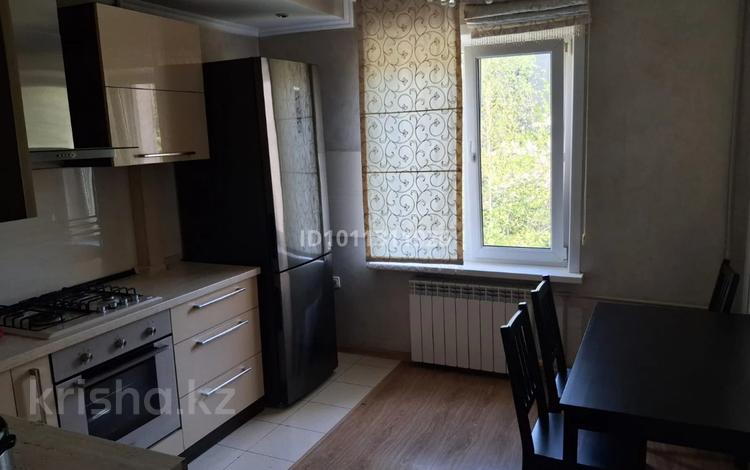 4-бөлмелі пәтер · 84 м² · 3/5 қабат, мкр Мамыр-1 8, бағасы: 450 000 ₸ в Алматы, Ауэзовский р-н — фото 2
