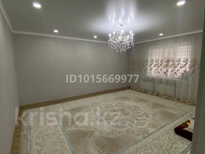 2-комнатная квартира · 75 м² · 4/5 этаж, 17-й мкр, 17-ш/а. 102 за 23 млн ₸ в Актау