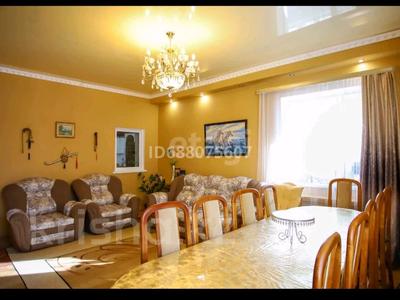 4-бөлмелі пәтер · 130 м² · 2/3 қабат, Пушкина 201 — Вокзальная, бағасы: ~ 43 млн ₸ в Костанае