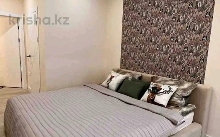 3-бөлмелі пәтер · 98 м² · 7/16 қабат, Самал -1 9/2, бағасы: 30 000 ₸ в Алматы, Медеуский р-н — фото 2